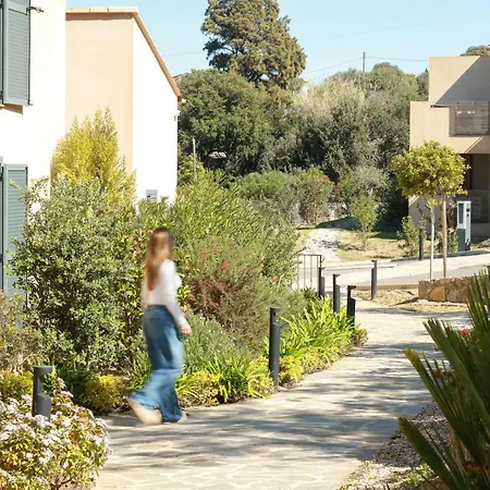 Roccapigna Aparthotel *